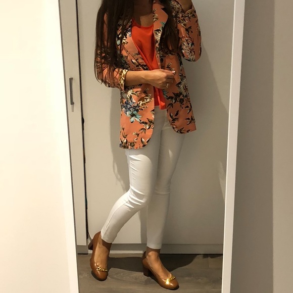 Ralph Lauren Chain Block Heel 8 - Picture 7 of 7